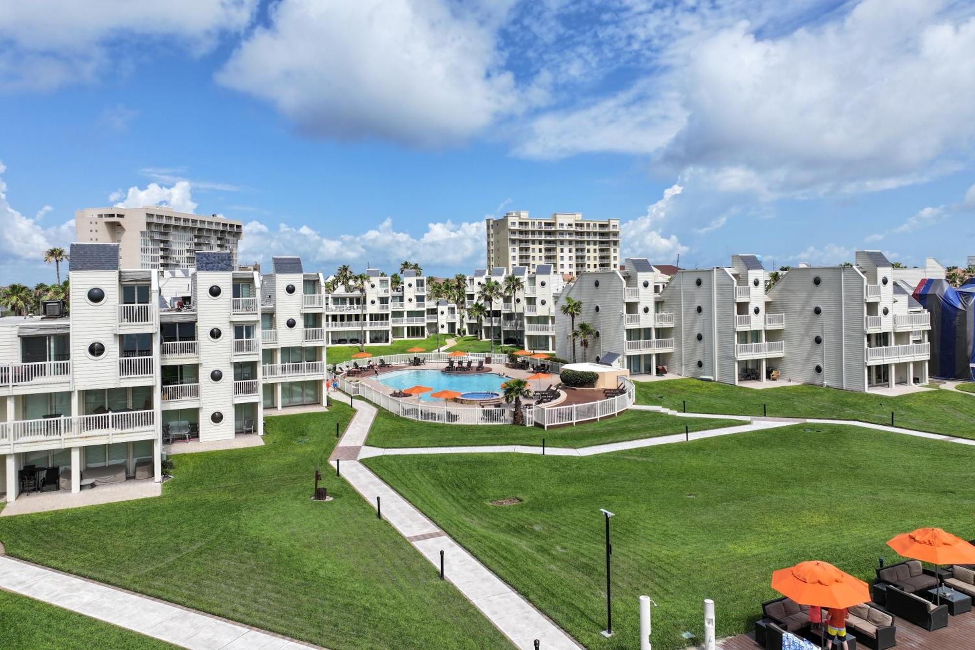 New Stunning Ocean-View Beachfront Resort, Heated Pool! South Padre Island Esterno foto